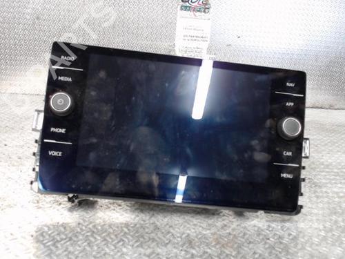 Used Radio VW POLO VI (AW1, BZ1, AE1) 1.6 TDI (80 hp) 24091194