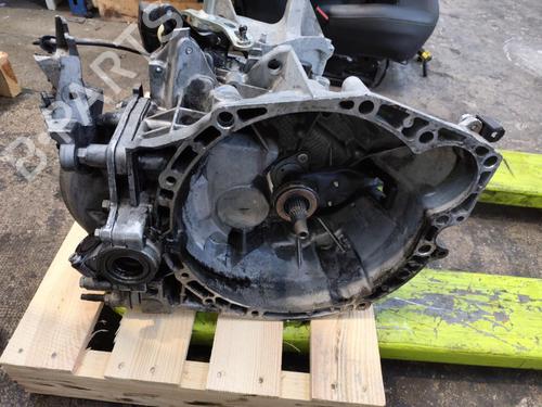 Used Gearbox Gearbox CITROËN C5 III Break (RW_) 2.0 HDi 140 (140 hp) 33031348 33031348