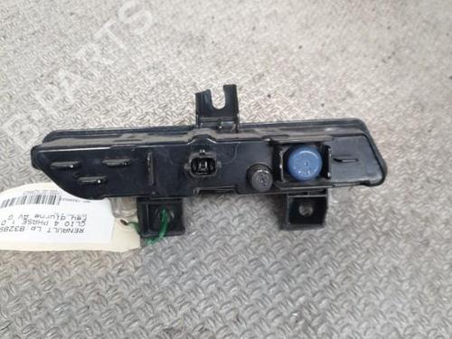 Used Left daytime light Left daytime light RENAULT CLIO IV (BH_) 0.9 TCe 90 (BHNF, BHMA, BHMH, BHJK, BHJR) (90 hp) 24093778 24093778