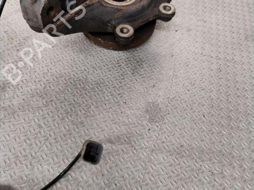 Used Right front steering knuckle CITROËN C4 II (NC_) 1.6 HDi 90 (92 hp) 27393819