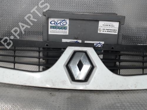 Used Grille RENAULT MASTER II Platform/Chassis (ED/HD/UD) 2.5 dCi (ED01, ED0Y, ED41, ED4Y, ED81, ED8Y, ED91, ED9Y,... (146 hp) 24072513