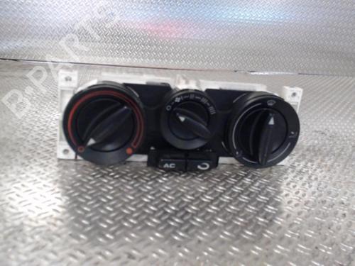Commande Chauffage SEAT LEON (1M1) 1.9 TDI (110 hp) 24071344