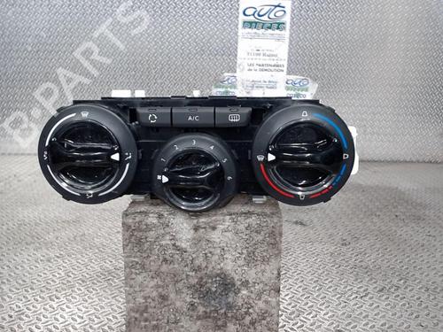 Used Climate control Climate control PEUGEOT 208 I (CA_, CC_) 1.2 THP 110 (110 hp) 24076637 24076637