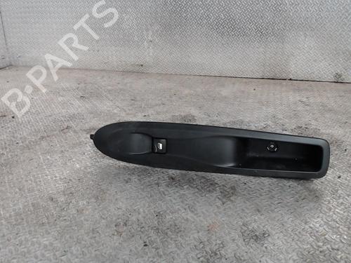 switch-citroen-ds4-nx_-2011-2012-2013-2014-2015-24076034 main image
