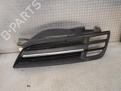 Used Grille NISSAN MICRA III (K12) 1.2 16V (65 hp) 30139330
