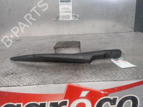 Used Front windshield wiper arm CITROËN DS3 (SA_) 1.6 HDi 115 (114 hp) 24085007