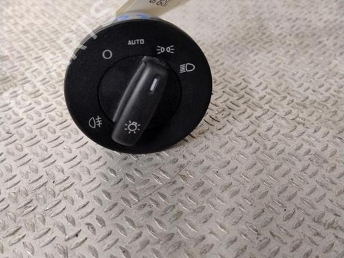 Headlight switch SKODA OCTAVIA II (1Z3) 1.6 TDI | BP24632397I24