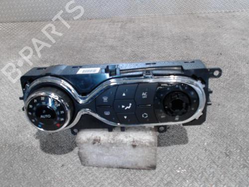 Used Climate control RENAULT CLIO IV (BH_) 0.9 TCe 90 (BHNF, BHMA, BHMH, BHJK, BHJR) (90 hp) 24089709
