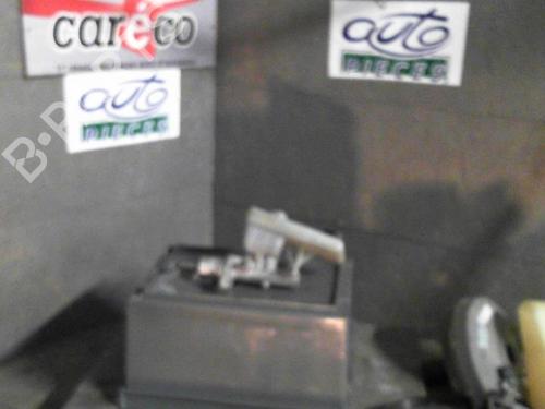 Used Brake master cylinder RENAULT TRAFIC II Platform/Chassis (EL) 1.9 dCi 100 (EL0C) (101 hp) 24064462