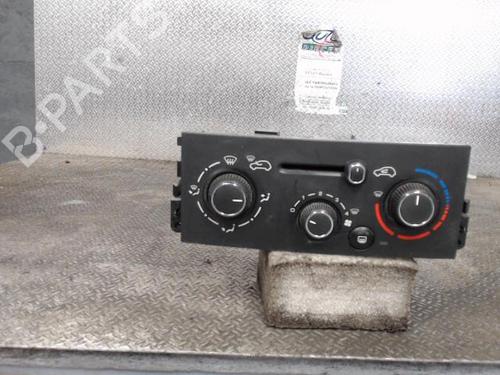 Used Climate control Climate control PEUGEOT 207 (WA_, WC_) 1.4 (73 hp) 24090693 24090693