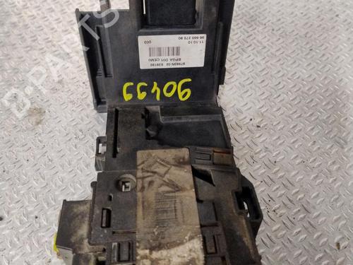 Used Fuse box Fuse box PEUGEOT 308 SW I (4E_, 4H_) 1.6 HDi (92 hp) 33331065 33331065