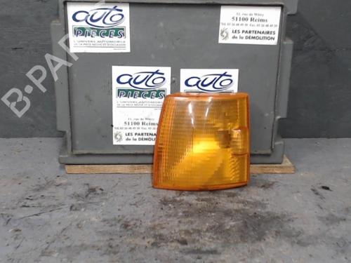 Used Left front indicator VW TRANSPORTER T4 Van (70A, 70H, 7DA, 7DH) [1990-2003]  24069963