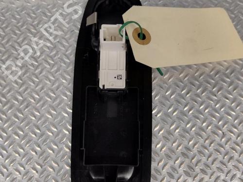 Used Switch Switch PEUGEOT 2008 I (CU_) 1.2 THP 110 / PureTech 110 (110 hp) 25704016 25704016