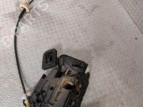 Serratura anteriore destra VW GOLF VI (5K1) 1.6 TDI (105 hp) 30164162