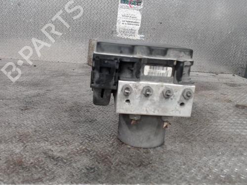 Used ABS pump MERCEDES-BENZ B-CLASS Sports Tourer (W245) B 180 CDI (245.207) (109 hp) 30484233