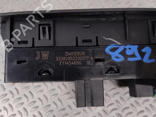 Used Left front window switch RENAULT SCÉNIC IV (J9_) 1.7 Blue dCi 150 (J9A7, J9A8) (150 hp) 29644381