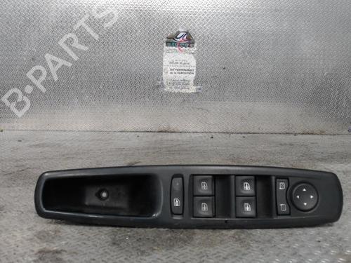 Used Left front window switch RENAULT SCÉNIC III (JZ0/1_) 1.6 16V (JZ0U, JZ1B) (110 hp) 24096106