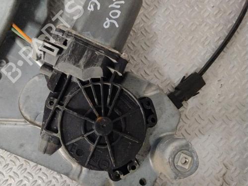 Elevador vidro frente esquerdo RENAULT CLIO III (BR0/1, CR0/1) 1.5 dCi (C/BR0G, C/BR1G) (68 hp) 30047331