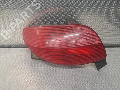 Left taillight PEUGEOT 206 Hatchback (2A/C) 1.4 i | BP26450226C34 