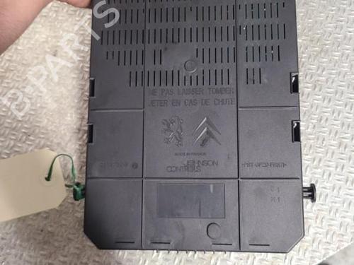 Used Electronic module PEUGEOT 5008 (0U_, 0E_) 1.6 HDi (110 hp) 30484458