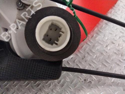 Used Rear right lock TOYOTA YARIS (_P13_) 1.5 Hybrid (NHP130_, NHP130) (101 hp) 30265441