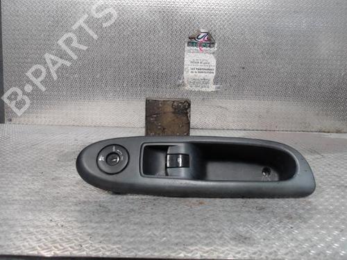 Used Switch RENAULT CLIO II (BB_, CB_) 1.5 dCi (B/CB07) (65 hp) 24094258