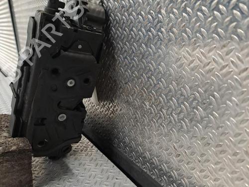 front-right-lock-vw-golf-vii-5g1-bq1-be1-be2-2012-2013-2014-2015-2016-2017-2018-2019-2020-2021-24061529 main image