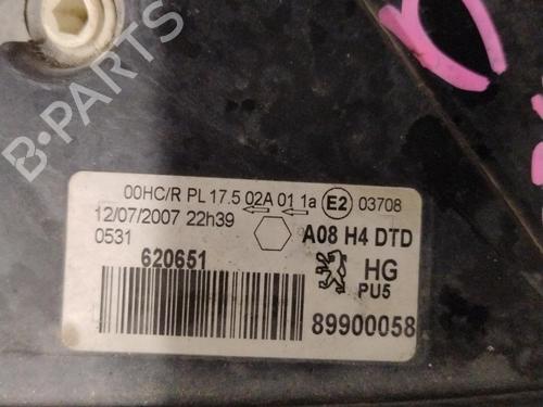 Used Right headlight Right headlight PEUGEOT 1007 (KM_) 1.4 (75 hp) 30047284 30047284