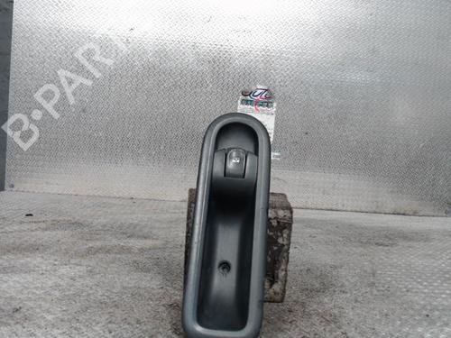 Used Switch Switch RENAULT CLIO III (BR0/1, CR0/1) 1.5 dCi (BR17, CR17) (86 hp) 24091718 24091718