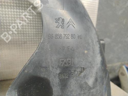 wheel-arch-peugeot-5008-0u_-0e_-2009-2010-2011-2012-2013-2014-2015-2016-2017-32354147 main image