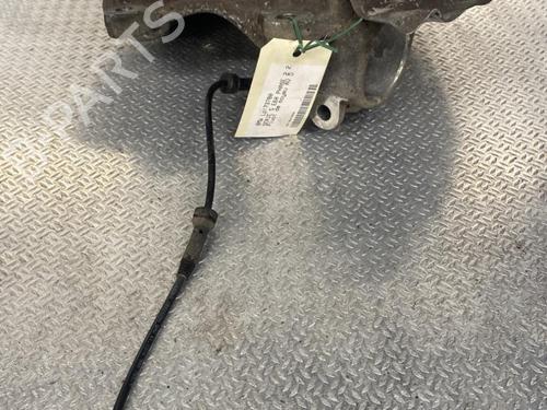 Used Right front steering knuckle BMW 5 (E60) 525 d (163 hp) 24101544