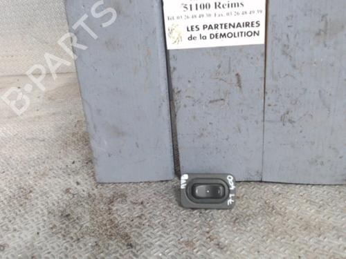 Used Switch Switch OPEL CORSA C (X01) 1.3 CDTI (F08, F68) (70 hp) 24073661 24073661