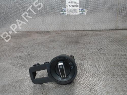 Used Headlight switch VW POLO V (6R1, 6C1) 1.6 TDI (90 hp) 24081544