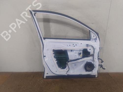 left-front-door-renault-kadjar-ha_-hl_-2015-38570625 main image