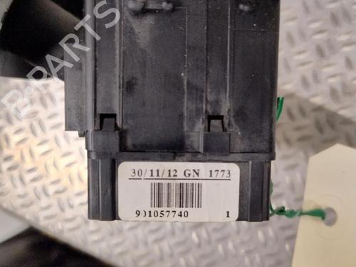 Used Steering column stalk RENAULT TRAFIC II Van (FL) 2.0 dCi 90 (FL0H) (90 hp) 24169878