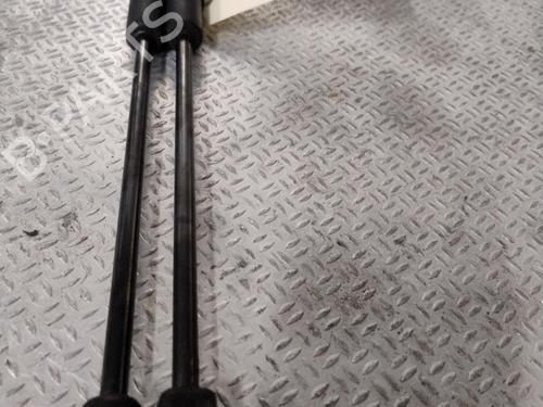 Used Tailgate lift support PEUGEOT 3008 I MPV (0U_) 2.0 HDi Hybrid4 (163 hp) 28087442