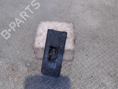 Left front window switch CITROËN C3 III (SX) 1.2 VTi 82 | BP24101867I27 - Image 2