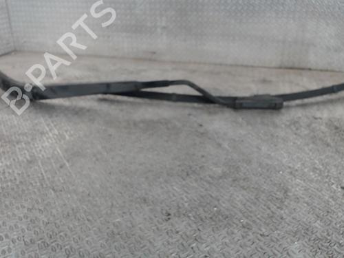 Used Front windshield wiper arm RENAULT MEGANE IV Hatchback (B9A/M/N_) 1.2 TCe 100 (B9MS) (100 hp) 24076220