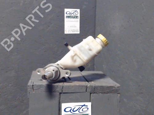 Used Brake master cylinder Brake master cylinder FIAT GRANDE PUNTO (199_) 1.3 D Multijet (75 hp) 24067942 24067942
