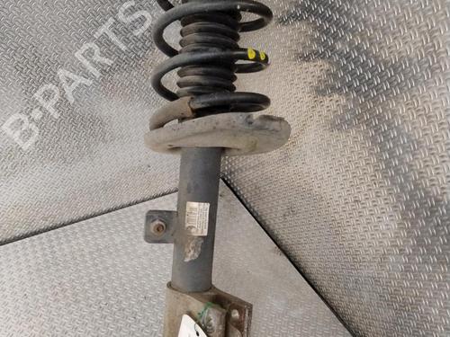 Used Right front shock absorber Right front shock absorber PEUGEOT 5008 (0U_, 0E_) 2.0 HDi 150 / BlueHDi 150 (150 hp) 25703305 25703305