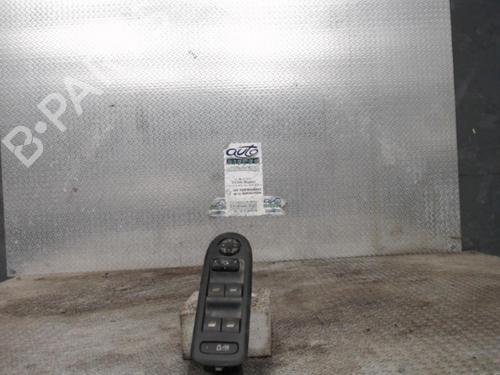 Used Left front window switch Left front window switch CITROËN C5 III Break (RW_) 2.0 HDi (136 hp) 24082783 24082783