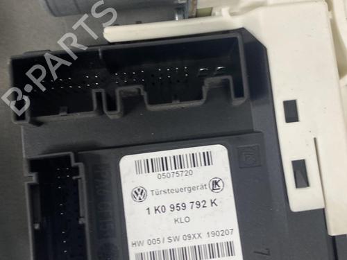 Front right window mechanism VW GOLF PLUS V (5M1, 521) 1.9 TDI | BP24061768C23