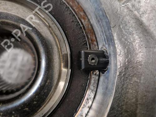 Used Right front steering knuckle OPEL ASTRA J (P10) 1.4 Turbo (68) (120 hp) 24089424