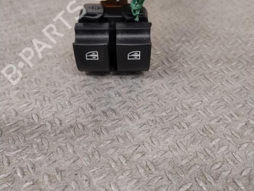 Used Left front window switch RENAULT CLIO IV Grandtour (KH_) 1.5 dCi 90 (KHN3, KHN4) (90 hp) 24100858