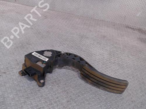 Used Pedal RENAULT MEGANE III Hatchback (BZ0/1_, B3_) 1.5 dCi (BZ09, BZ0D, BZ1W, BZ29, BZ14) (110 hp) 24097384
