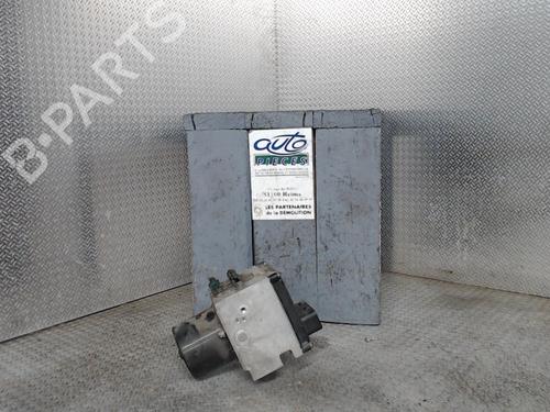 Used ABS pump PEUGEOT 407 SW (6E_, 6D_) 2.0 HDi (126 hp) 30483784