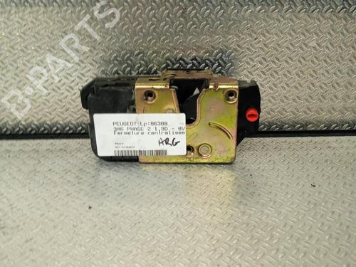 Used Rear left lock PEUGEOT 306 Hatchback (7A, 7C, N3, N5) 1.9 D (69 hp) 24060699