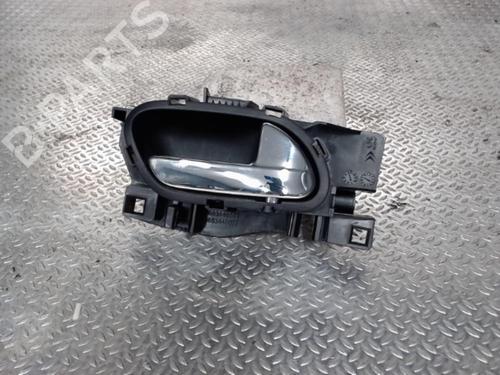 Used Front right interior door handle Front right interior door handle CITROËN C3 II (SC_) 1.4 HDi 70 (SC8HZC, SC8HR0, SC8HP4) (68 hp) 24075287 24075287