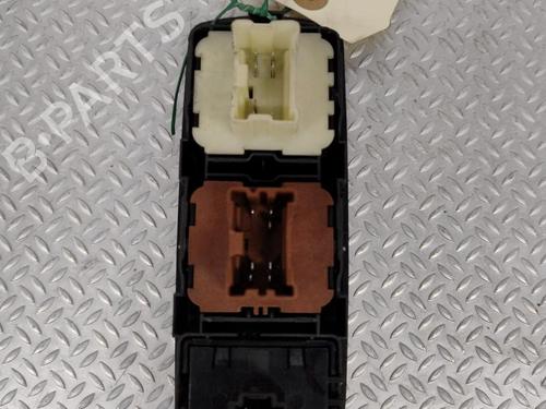 left-front-window-switch-renault-captur-i-j5_-h5_-2013-36461613 main image