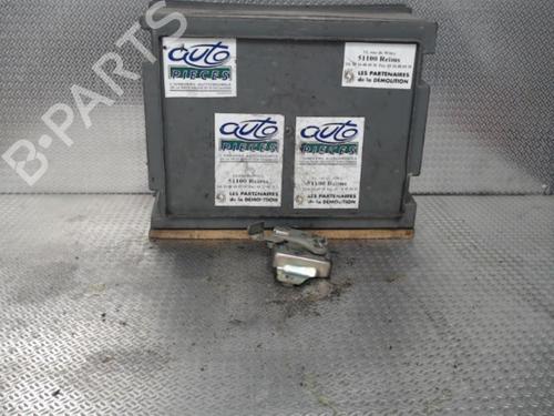 Used Hood lock RENAULT CLIO III (BR0/1, CR0/1) 1.5 dCi (BR17, CR17) (86 hp) 24071760